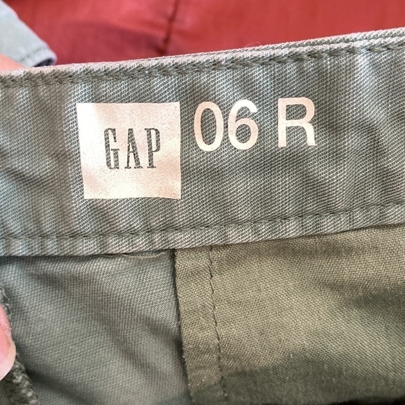 GAP Green Cotton Khaki Shorts 6R - Picture 8 of 9